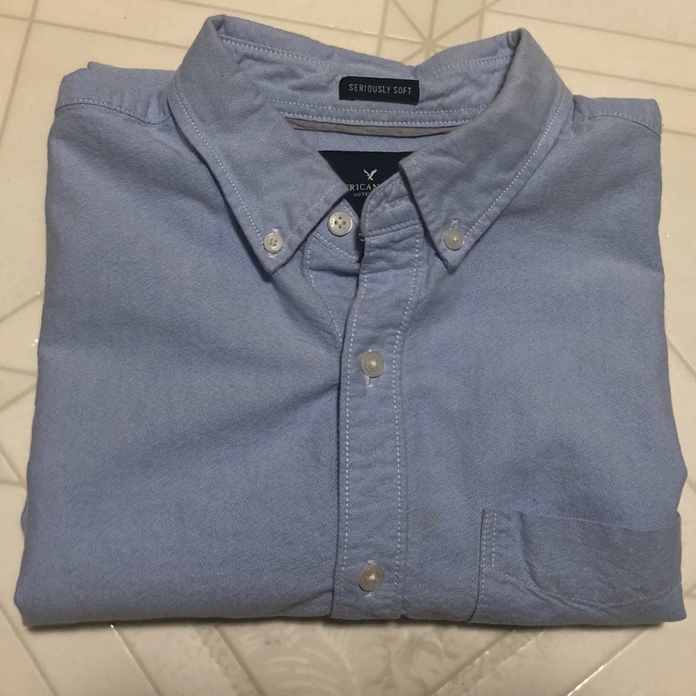 American Eagle “Seriously Soft” Button Down
